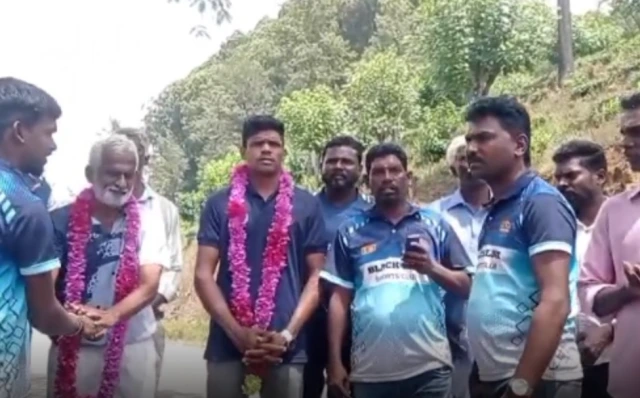இலங்கை கரப்பந்தாட்ட அணிக்கு தேர்வான முதல் மலையகத் தமிழர் - சந்திரபோஸ் சிவகாந்தன்